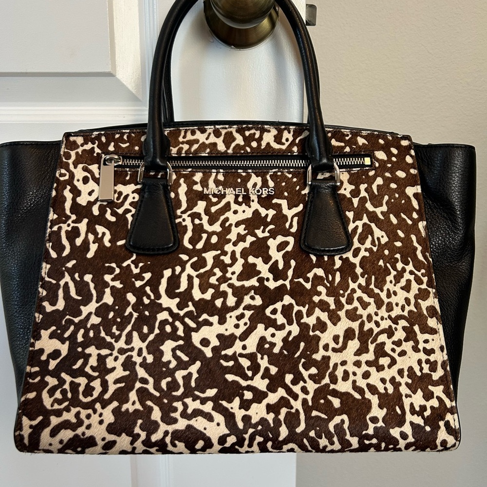 Michael Kors Leopard Print Satchel with Black Accents - Picture 9 of 9